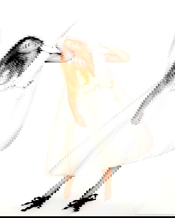 sydney_sweeney image ~ Altpins