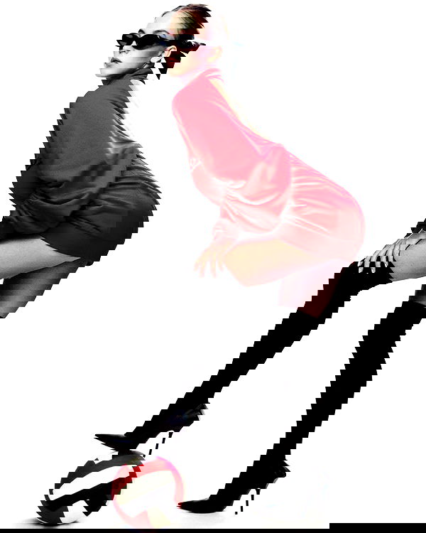 sydney_sweeney image ~ Altpins