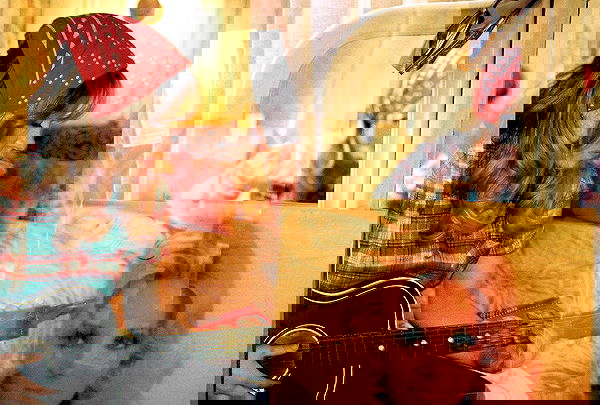 sydney_sweeney image ~ Altpins