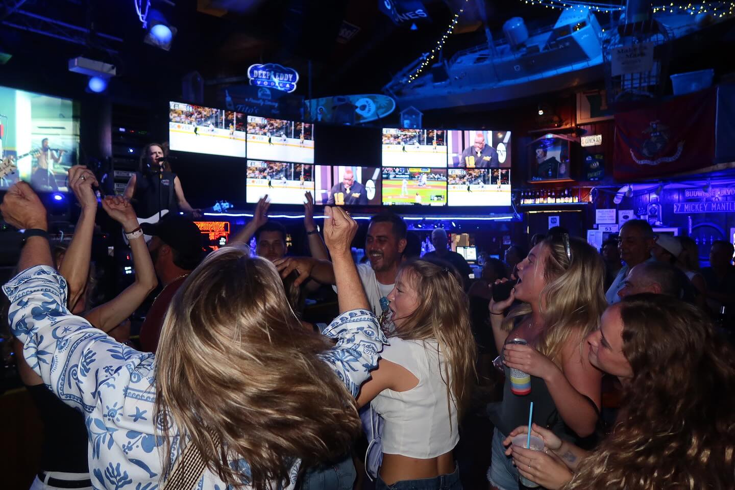 sydney_sweeney instagram image archive image