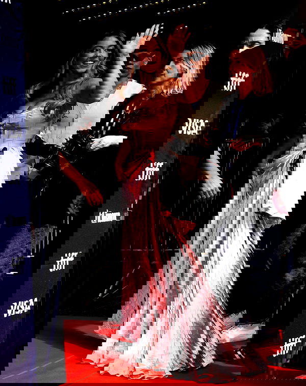 sydney_sweeney image ~ Altpins