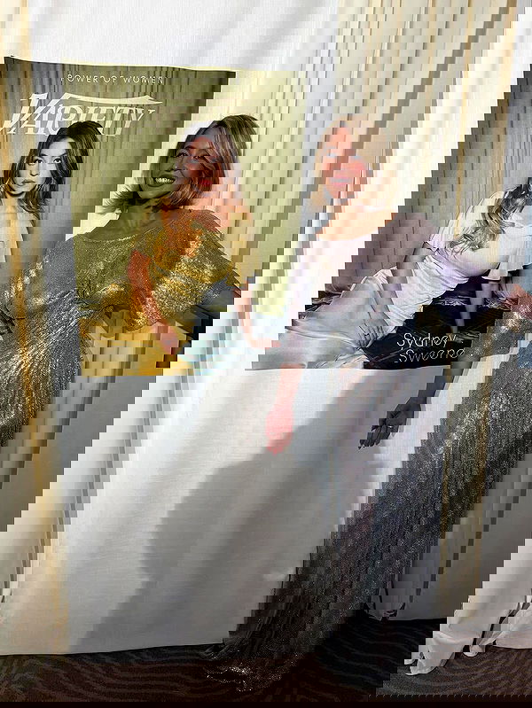 sydney_sweeney image ~ Altpins