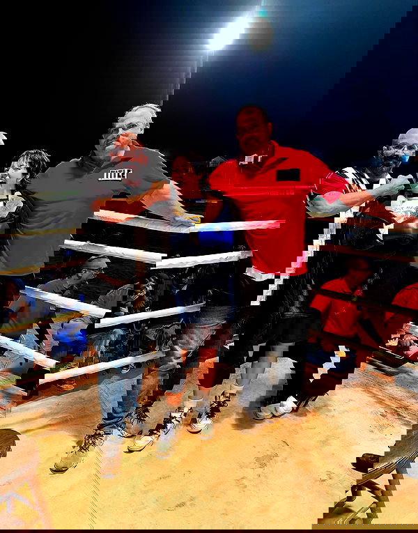 sydney_sweeney image ~ Altpins