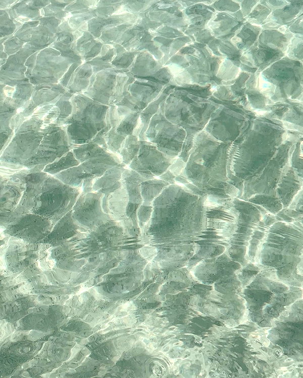 sydneygoldsmithh instagram image archive image