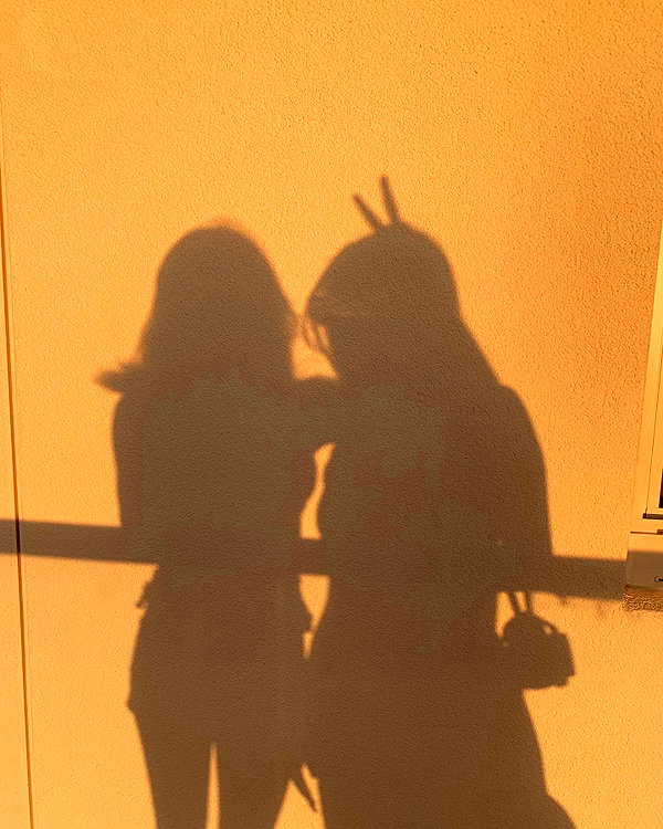 sydneygoldsmithh instagram image archive image