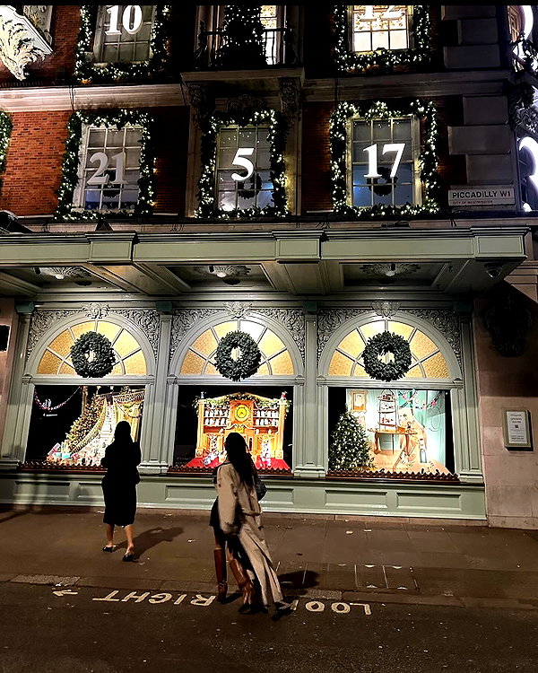 taesroy instagram image archive image