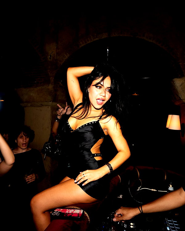 tarayummyy instagram image archive image