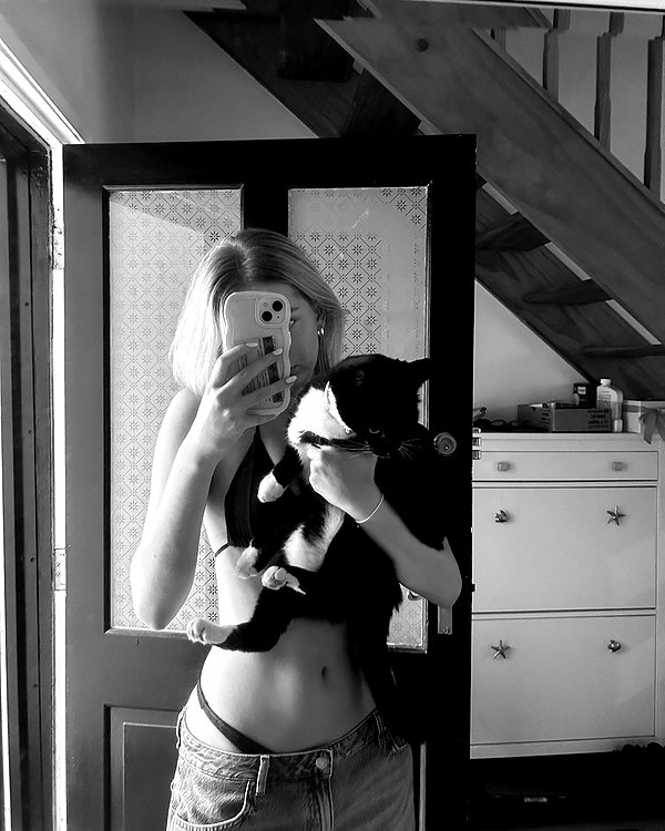 tayawatts tayawatts archive image