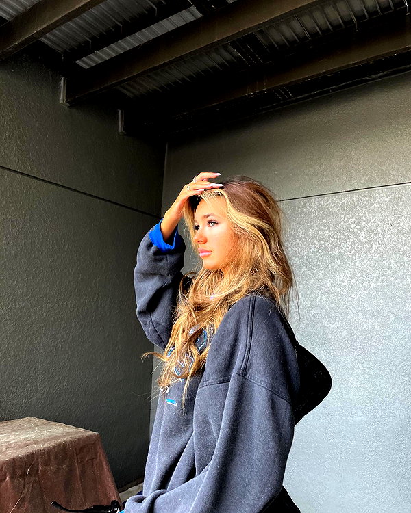taylorballarddd instagram image archive image
