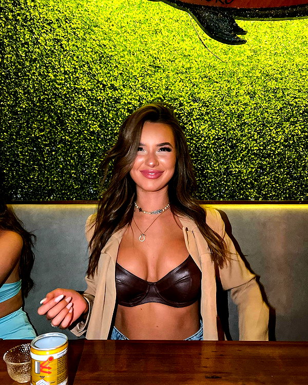 taylorballarddd instagram image archive image