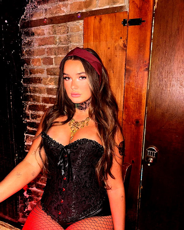 taylorballarddd instagram image archive image