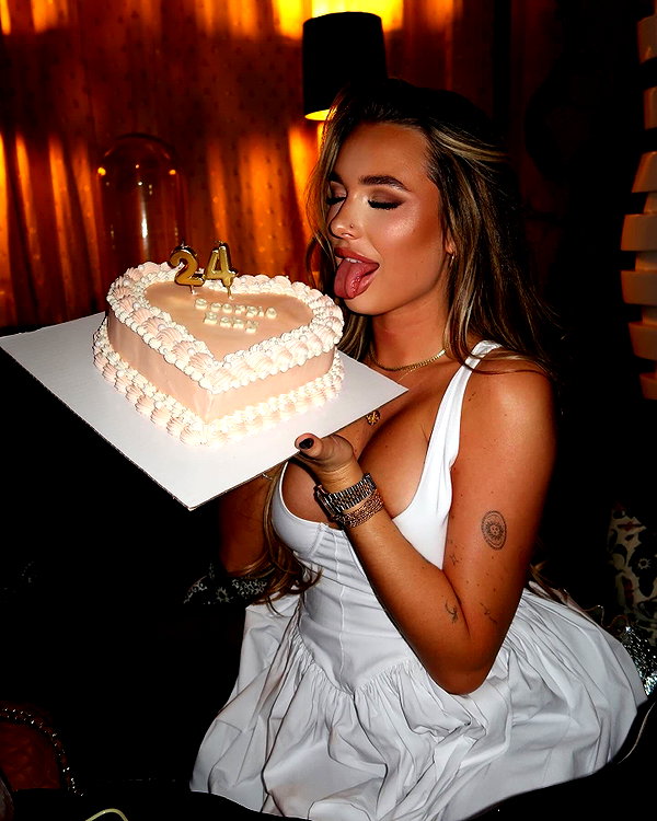 taylorballarddd instagram image archive image