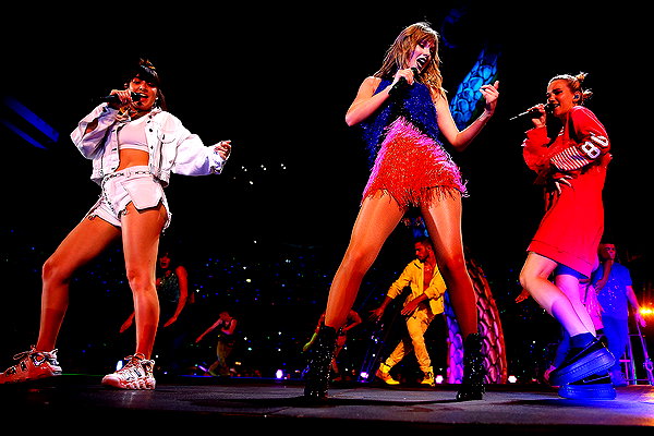 taylorswift taylorswift archive image