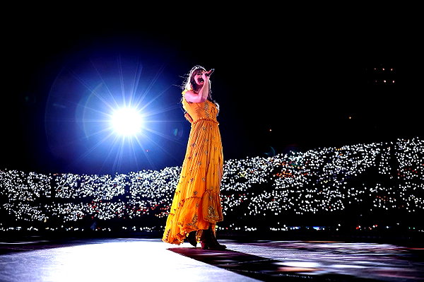 taylorswift taylorswift archive image