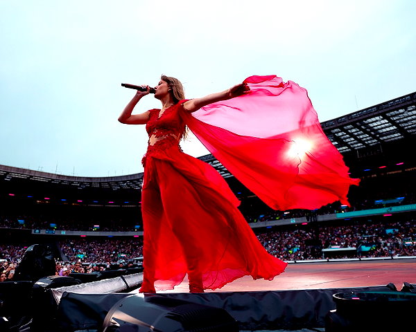 taylorswift taylorswift archive image