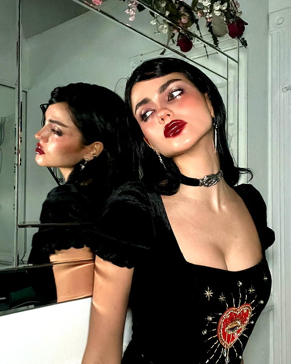 teafl0wer instagram image archive image