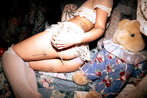 teakitten_ instagram image archive image