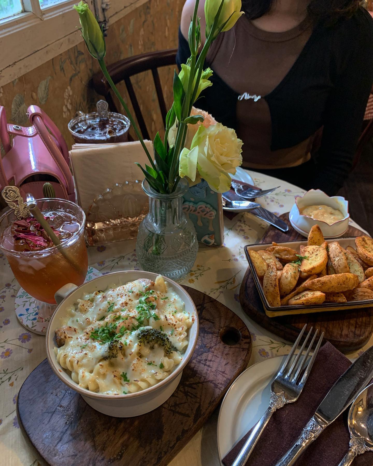 tgiangya instagram image archive image