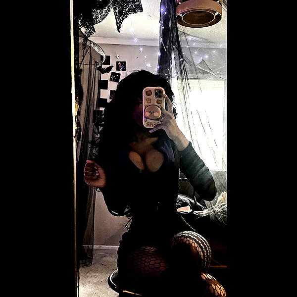 thelovewltch instagram image archive image