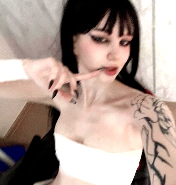 ti_joyy instagram image archive image