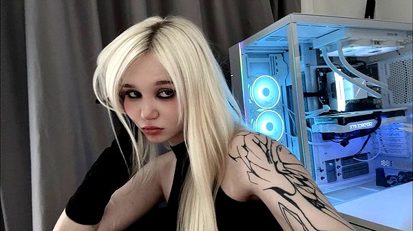ti_joyy instagram image archive image