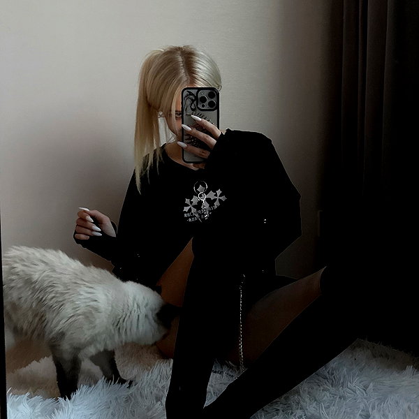 ti_joyy instagram image archive image