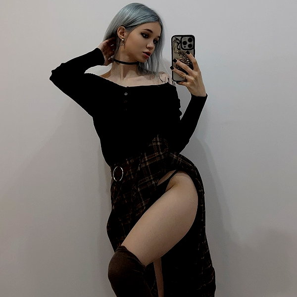 ti_joyy instagram image archive image