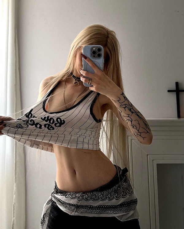 ti_joyy instagram image archive image