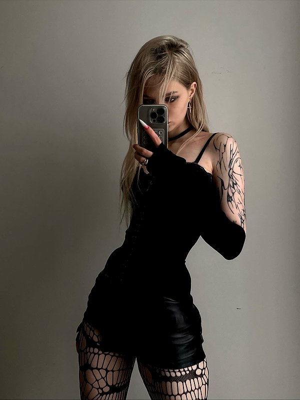 ti_joyy instagram image archive image