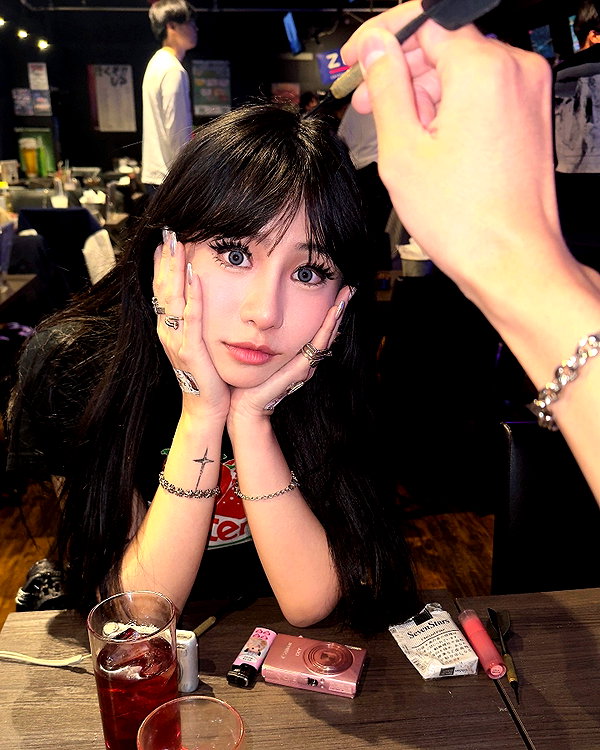 tiffanobi instagram image archive image