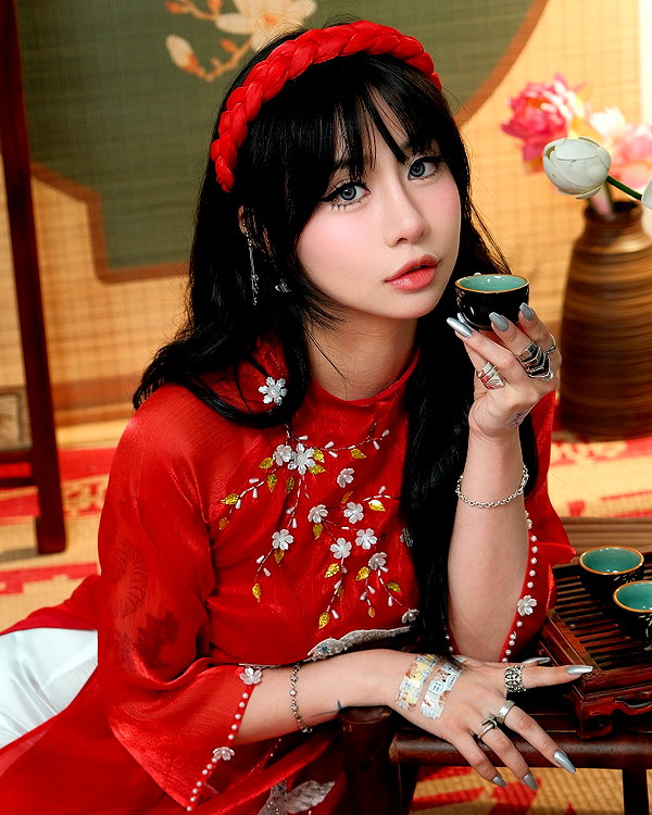 tiffanobi instagram image archive image