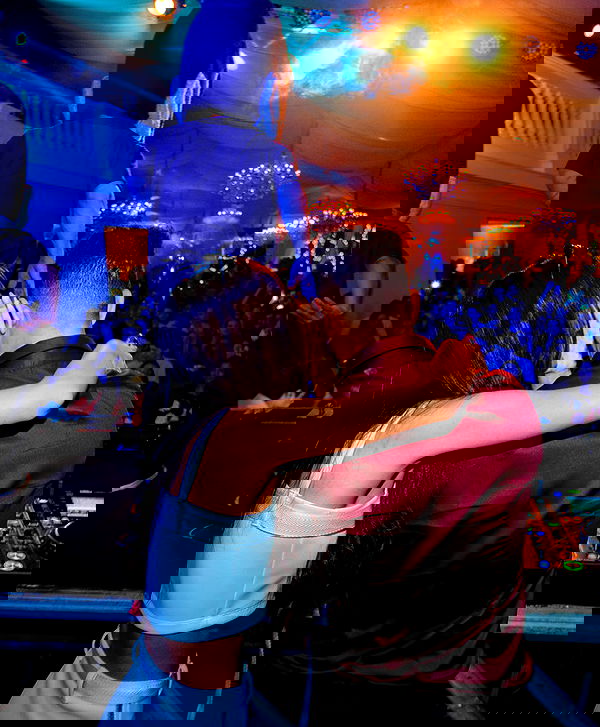 tiliaoficial tiliaoficial archive image