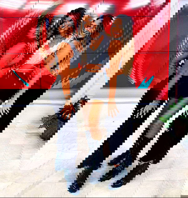 tiliaoficial tiliaoficial archive image