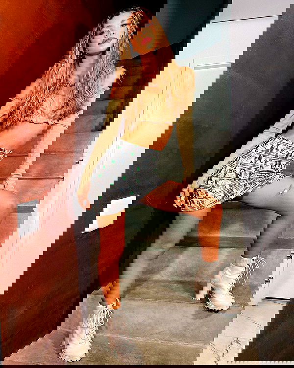 tiliaoficial tiliaoficial archive image