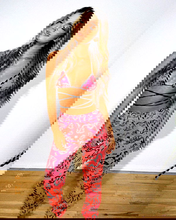 tiliaoficial tiliaoficial archive image