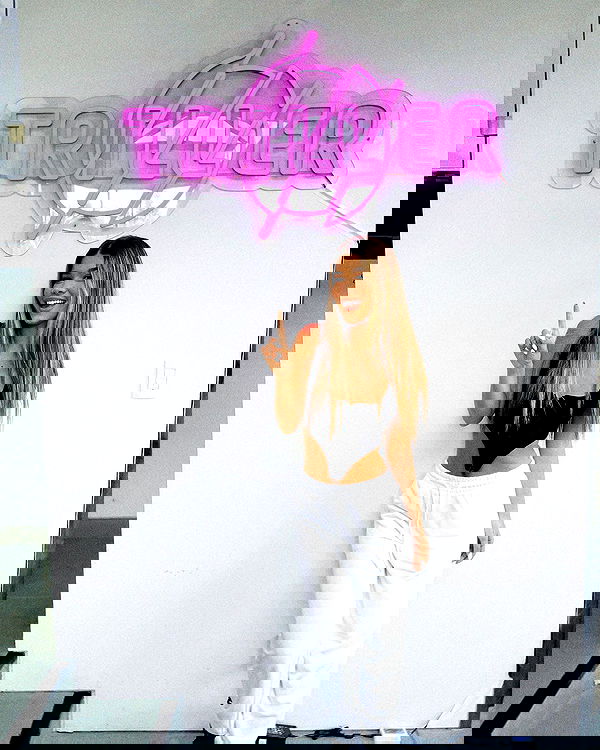 tiliaoficial tiliaoficial archive image