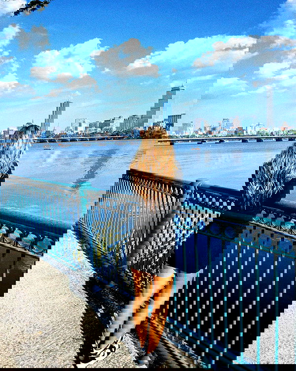 tiliaoficial tiliaoficial archive image