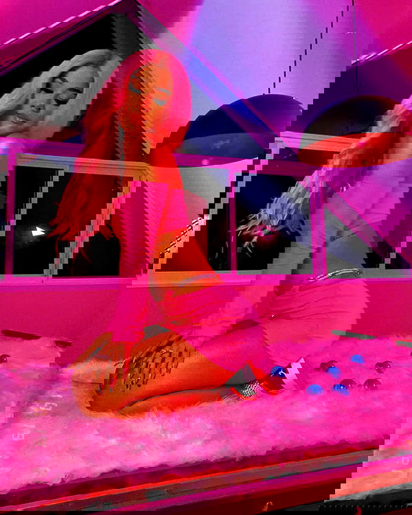 tiliaoficial tiliaoficial archive image