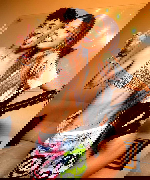 tiliaoficial tiliaoficial archive image