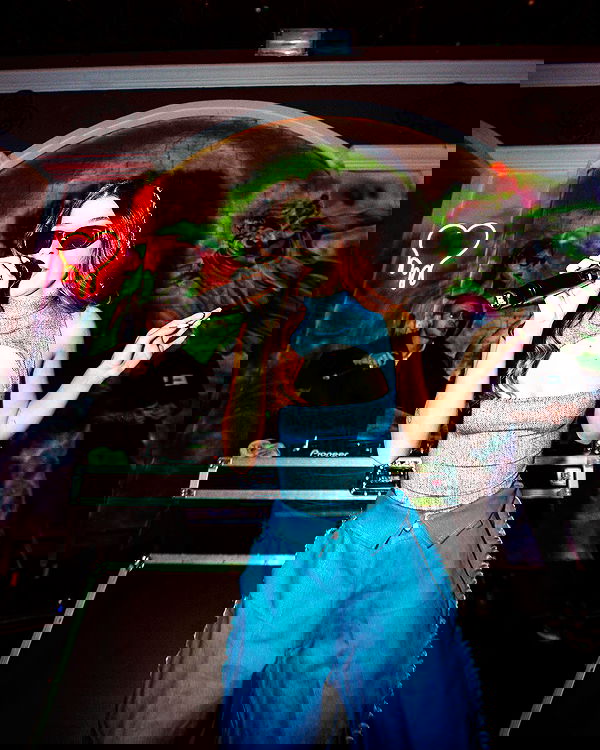 tiliaoficial tiliaoficial archive image