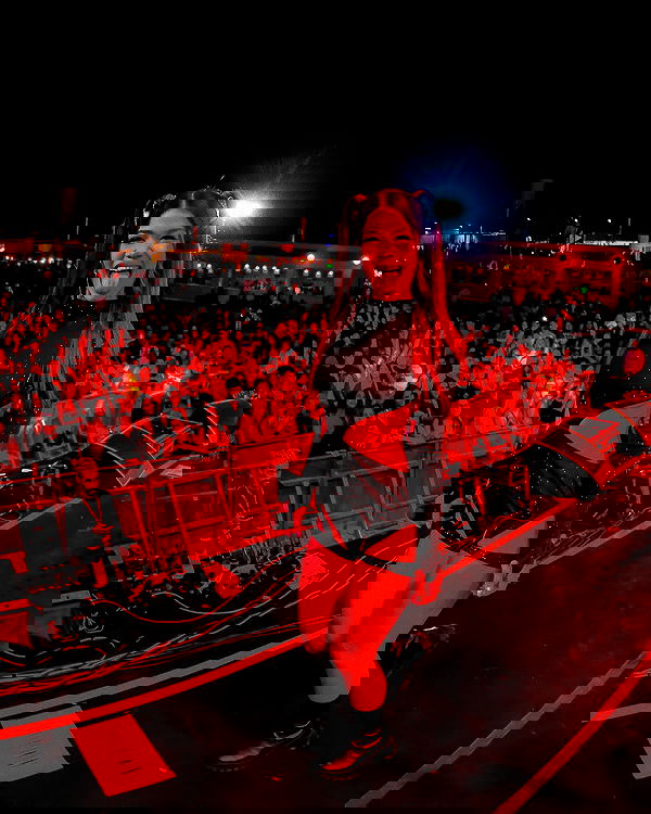 tiliaoficial tiliaoficial archive image