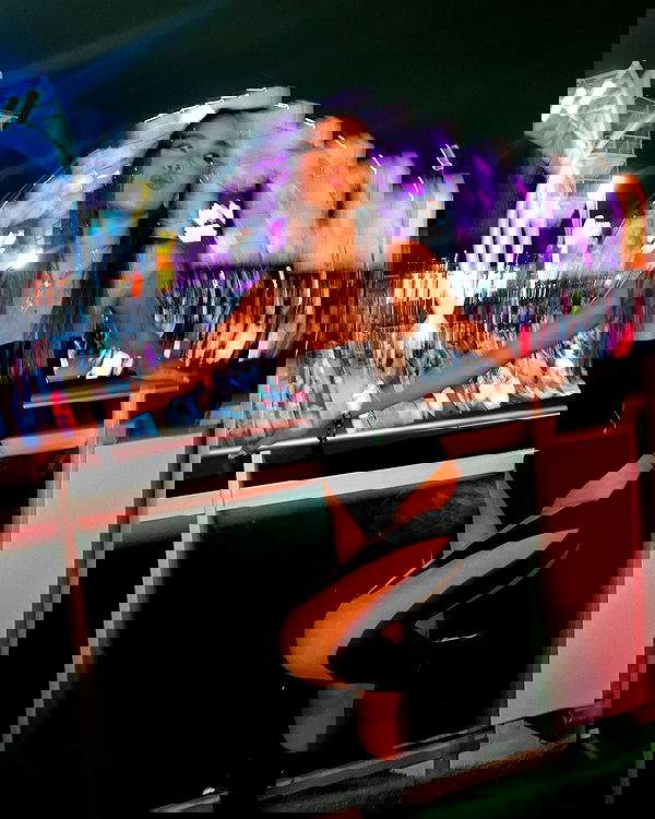 tiliaoficial tiliaoficial archive image