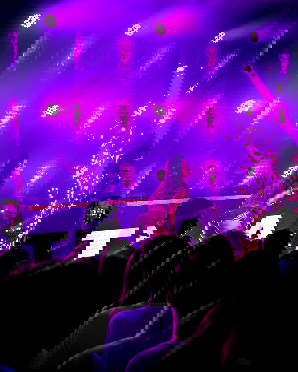 tiliaoficial tiliaoficial archive image