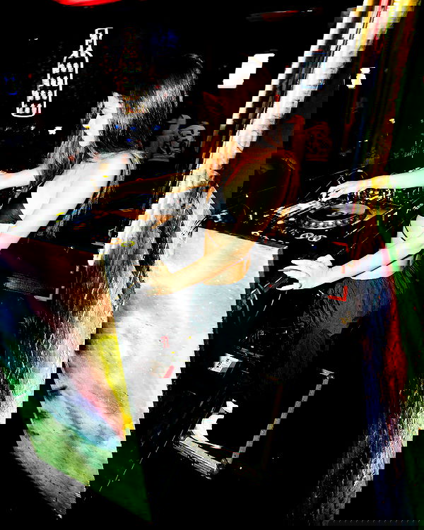 tiliaoficial tiliaoficial archive image