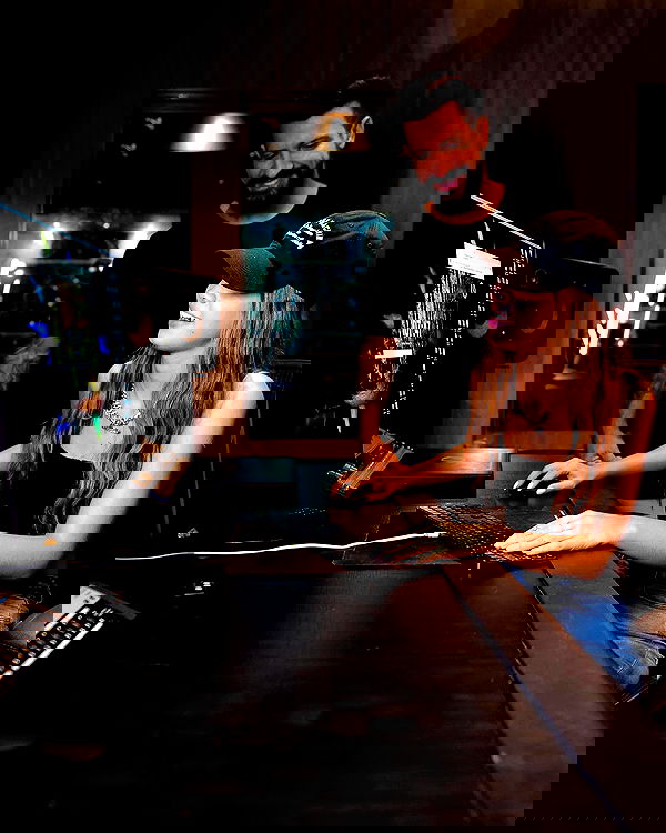 tiliaoficial tiliaoficial archive image