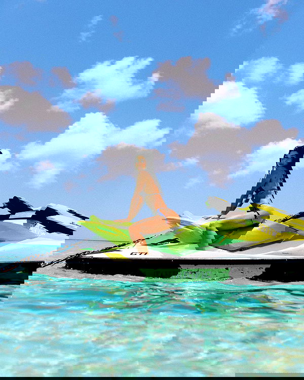 tiliaoficial tiliaoficial archive image