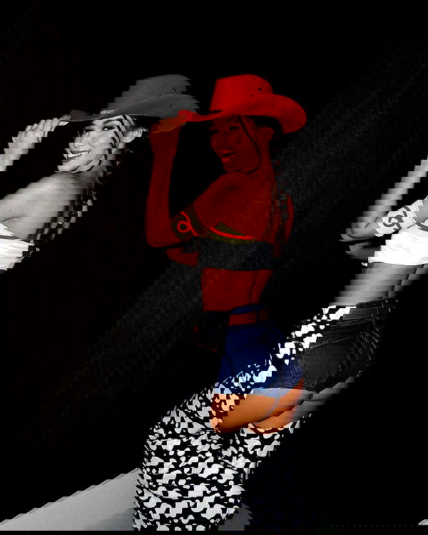 tiliaoficial tiliaoficial archive image