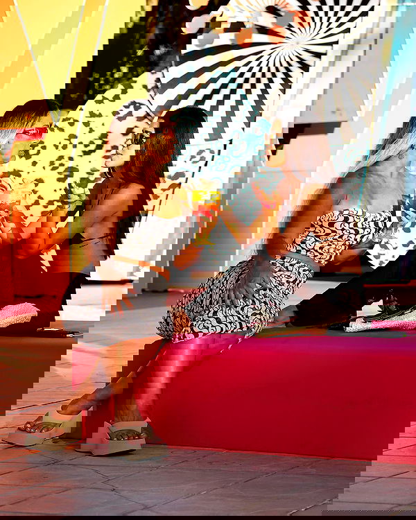 tiliaoficial tiliaoficial archive image