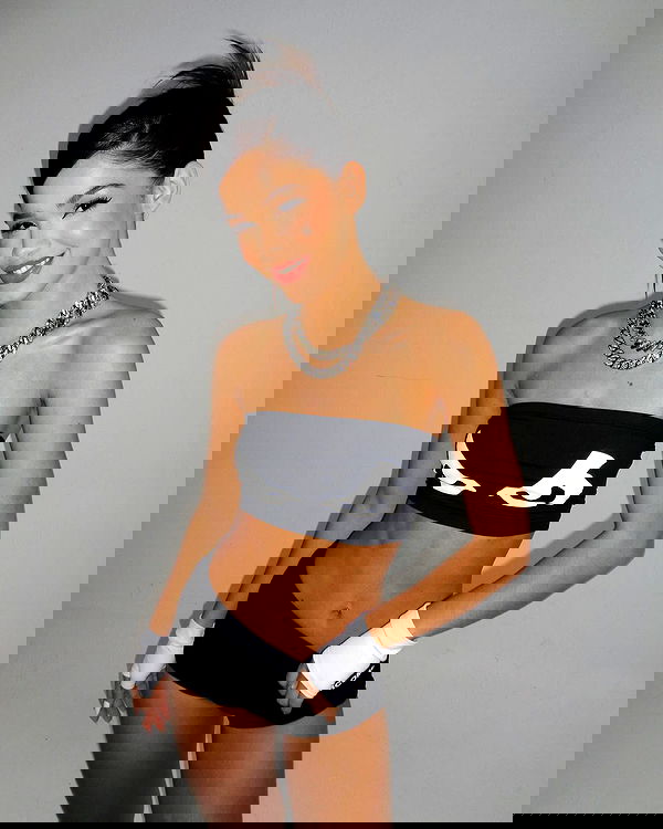 tiliaoficial tiliaoficial archive image