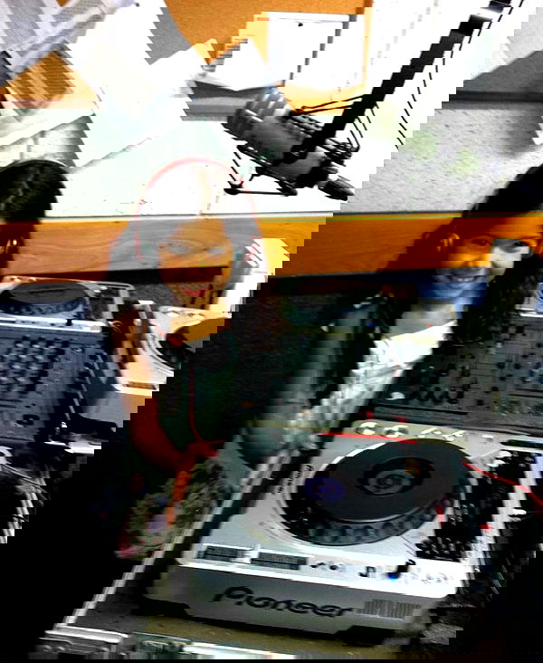 tiliaoficial tiliaoficial archive image